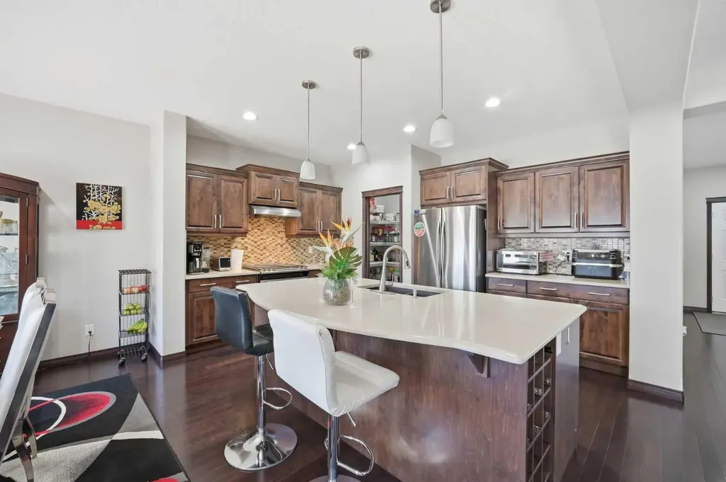 233 Aspenmere Circle Chestermere AB T1X0T6