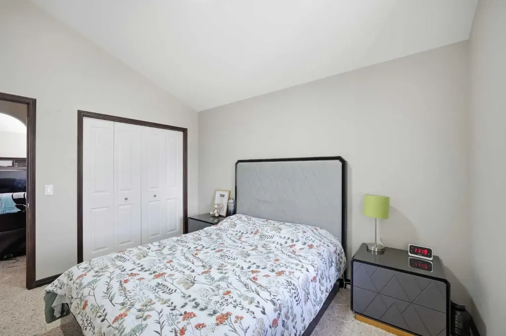 233 Aspenmere Circle Chestermere AB T1X0T6