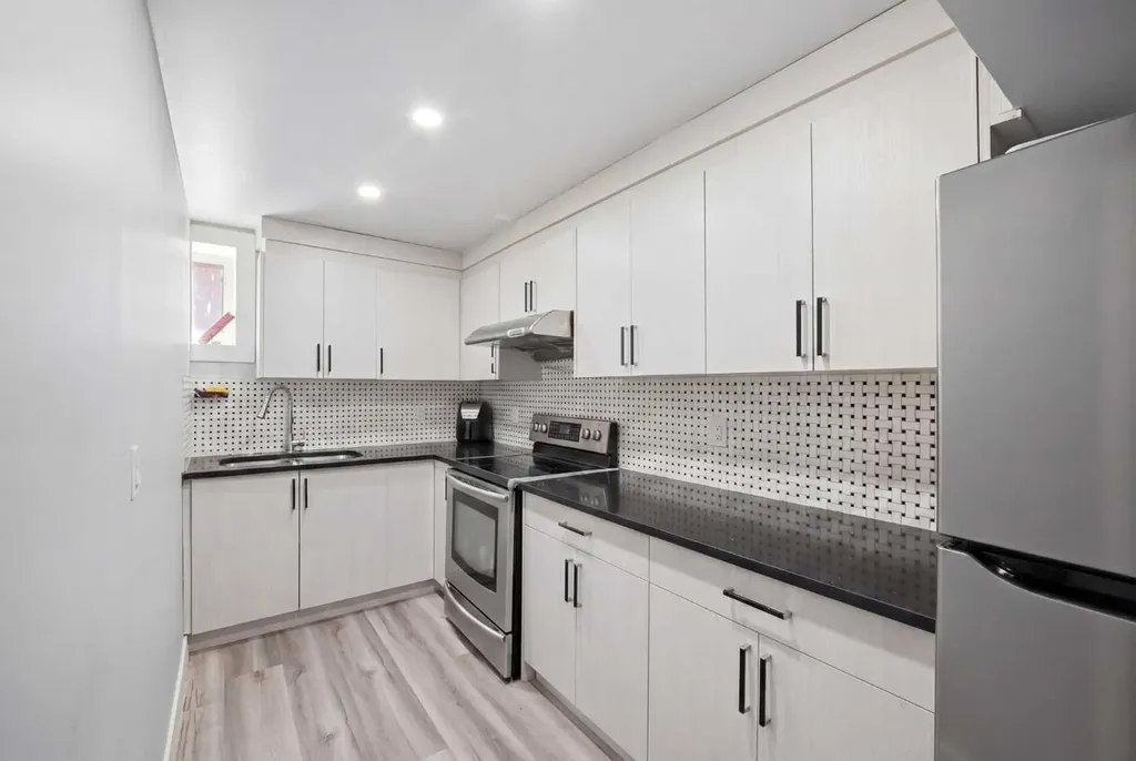 233 Aspenmere Circle Chestermere AB T1X0T6