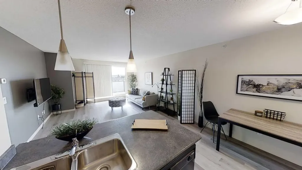 9124 96 Avenue Grande Prairie AB T8X0A1