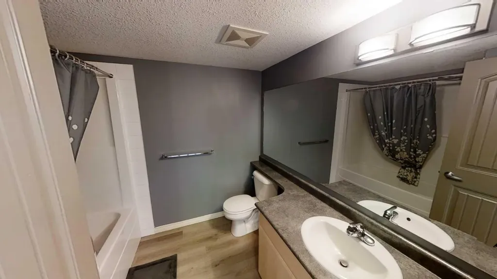 9124 96 Avenue Grande Prairie AB T8X0A1