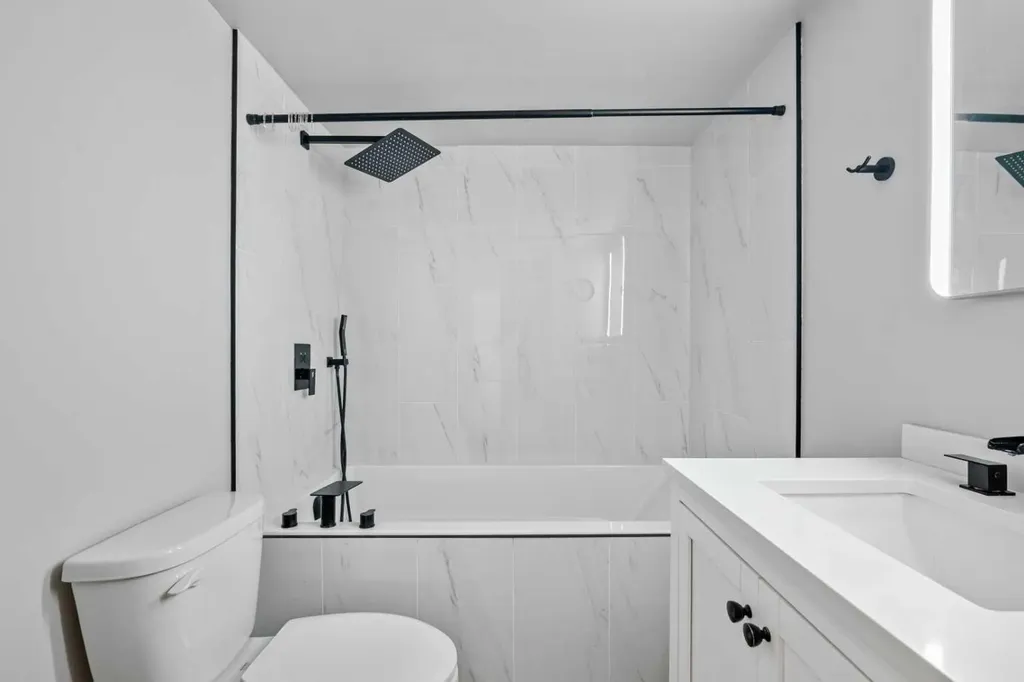 2111 14 Street SW Calgary AB T2T 3T2