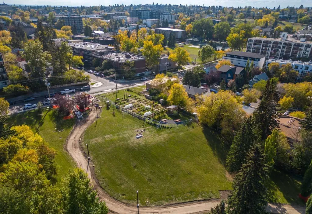 2111 14 Street SW Calgary AB T2T 3T2