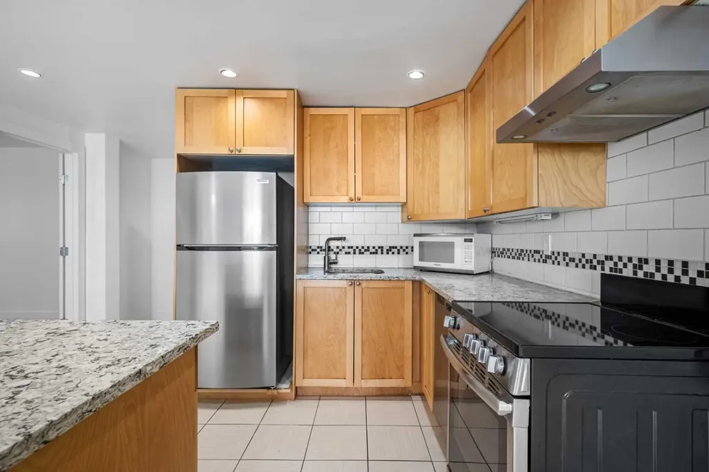 2111 14 Street SW Calgary AB T2T 3T2