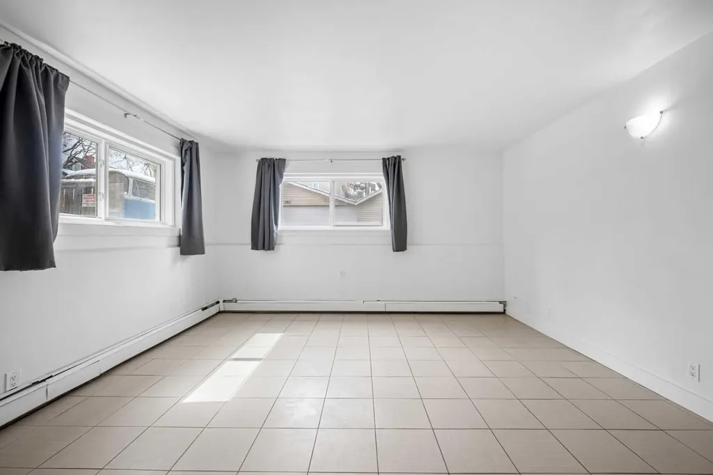 2111 14 Street SW Calgary AB T2T 3T2