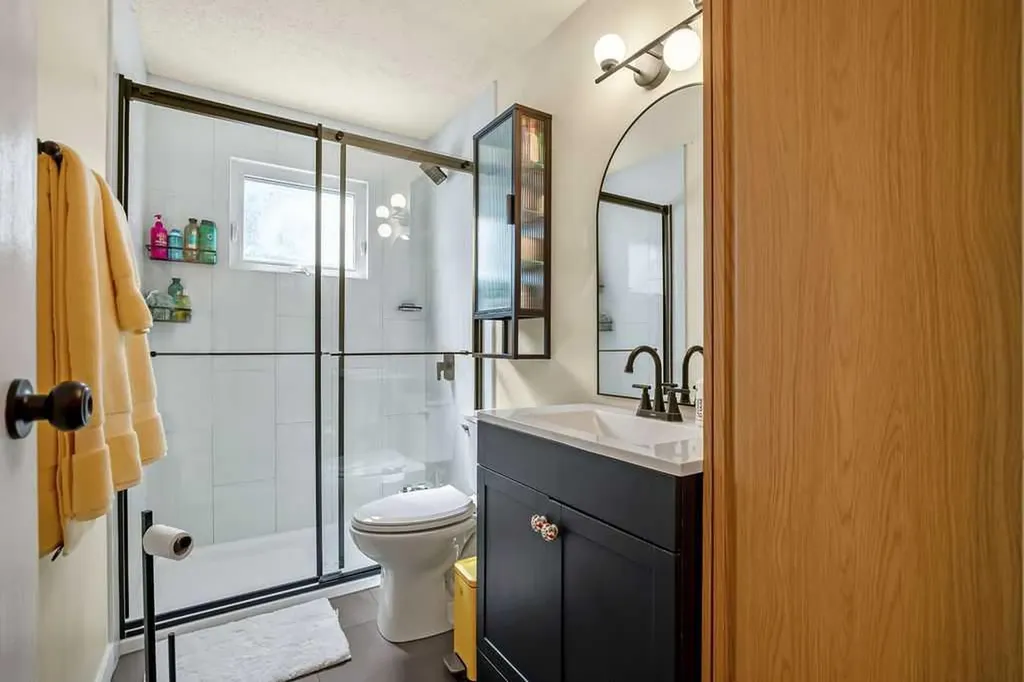 99 Beddington Crescent NE Calgary AB T3K 1N4