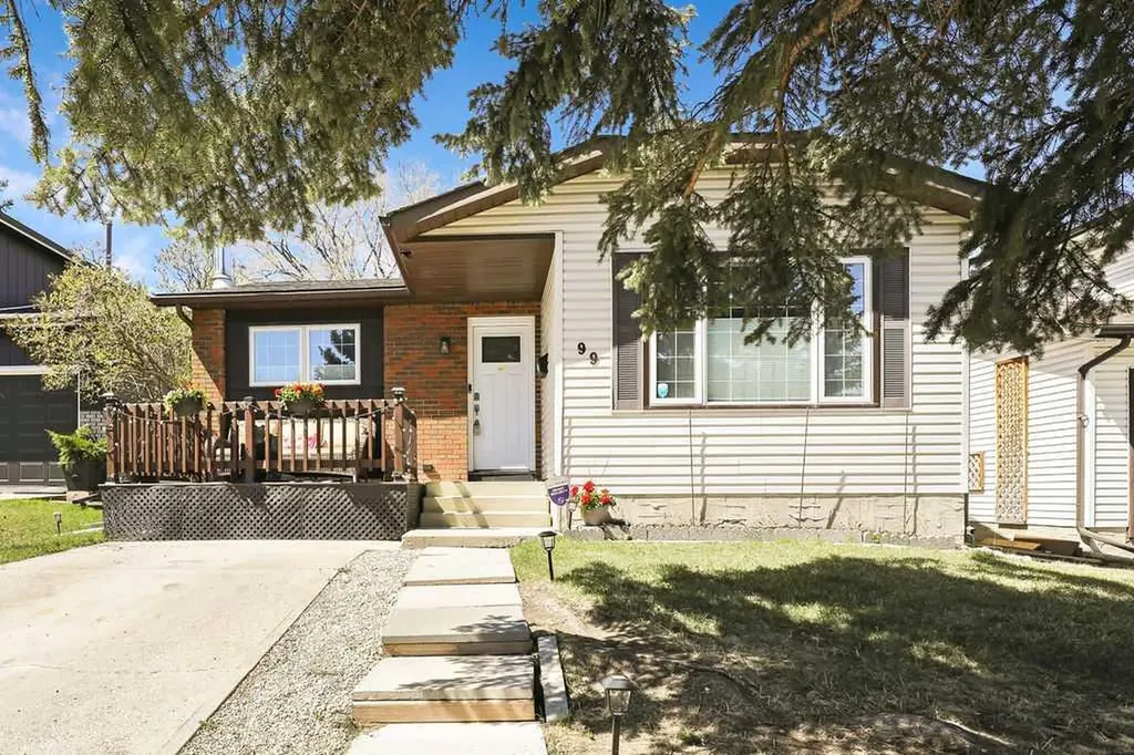 99 Beddington Crescent NE Calgary AB T3K 1N4