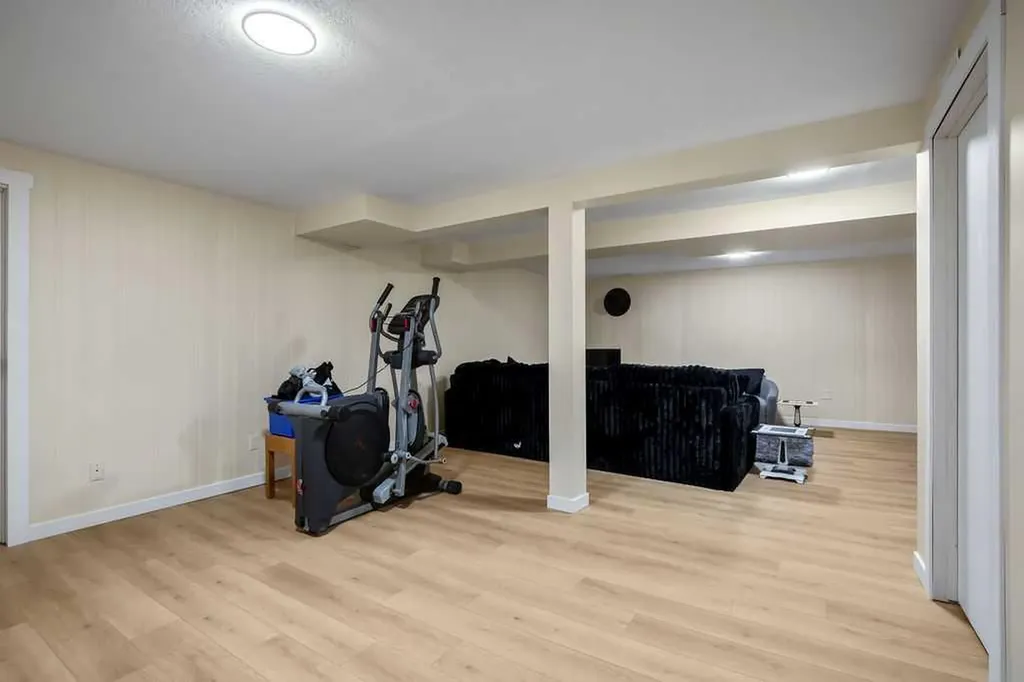 99 Beddington Crescent NE Calgary AB T3K 1N4