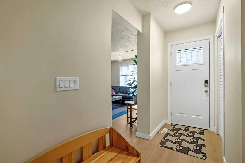 99 Beddington Crescent NE Calgary AB T3K 1N4