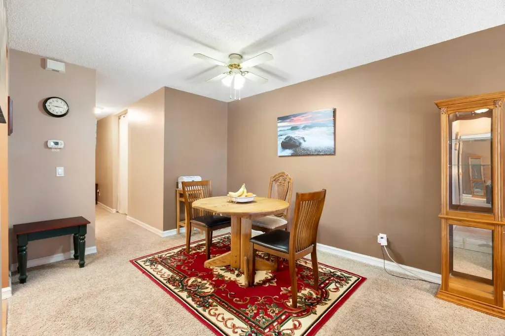 13104 Elbow Drive SW Calgary AB T2W 2P2