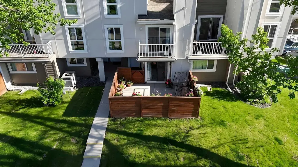 13104 Elbow Drive SW Calgary AB T2W 2P2