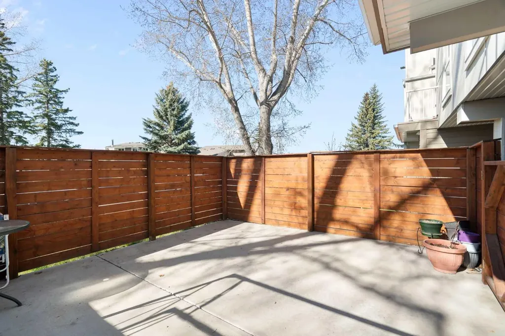 13104 Elbow Drive SW Calgary AB T2W 2P2