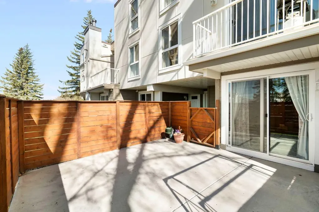 13104 Elbow Drive SW Calgary AB T2W 2P2