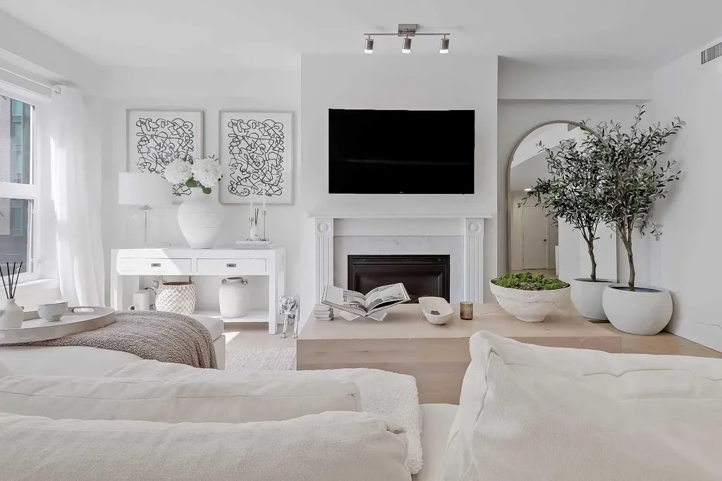 200 La Caille Place SW Calgary AB T2P 5E2