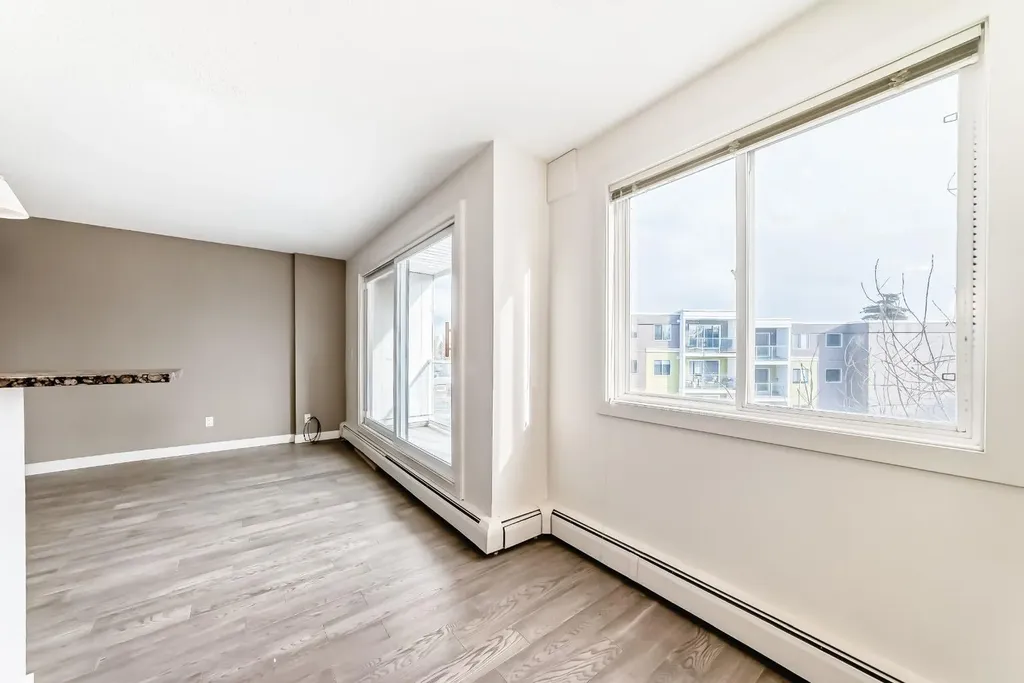 4455A Greenview Drive NE Calgary AB T2E 6M1