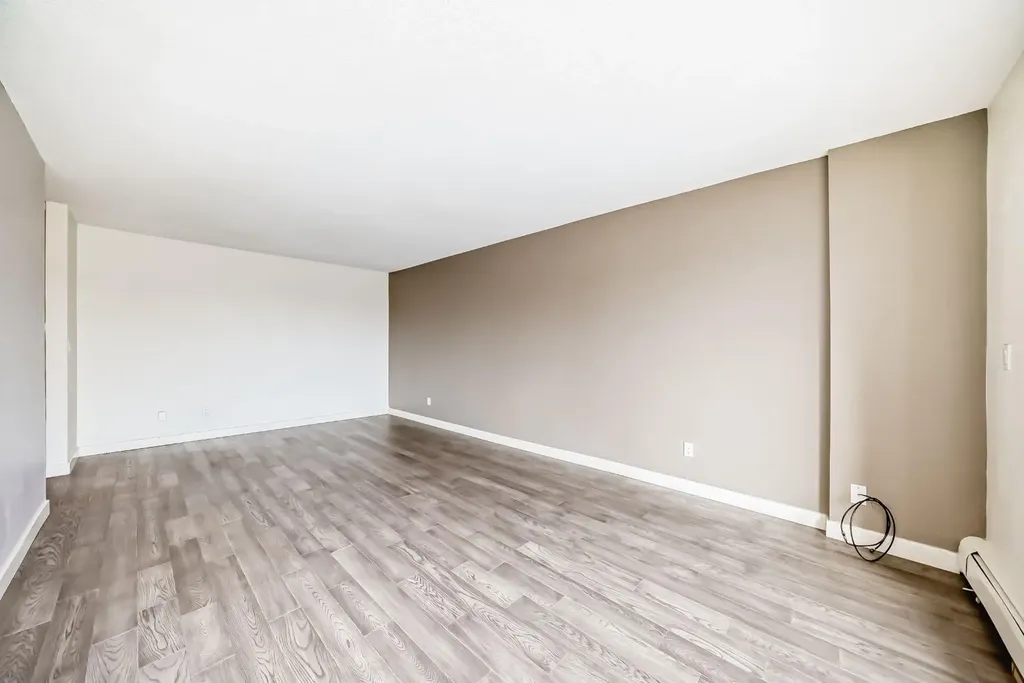 4455A Greenview Drive NE Calgary AB T2E 6M1