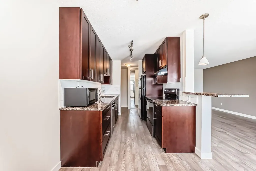 4455A Greenview Drive NE Calgary AB T2E 6M1