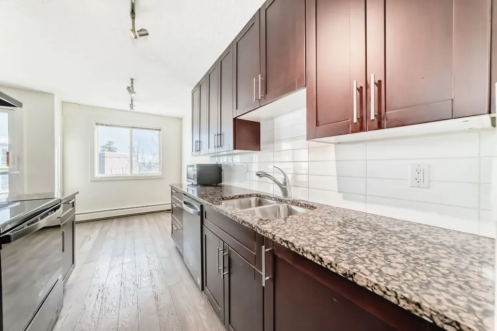 4455A Greenview Drive NE Calgary AB T2E 6M1