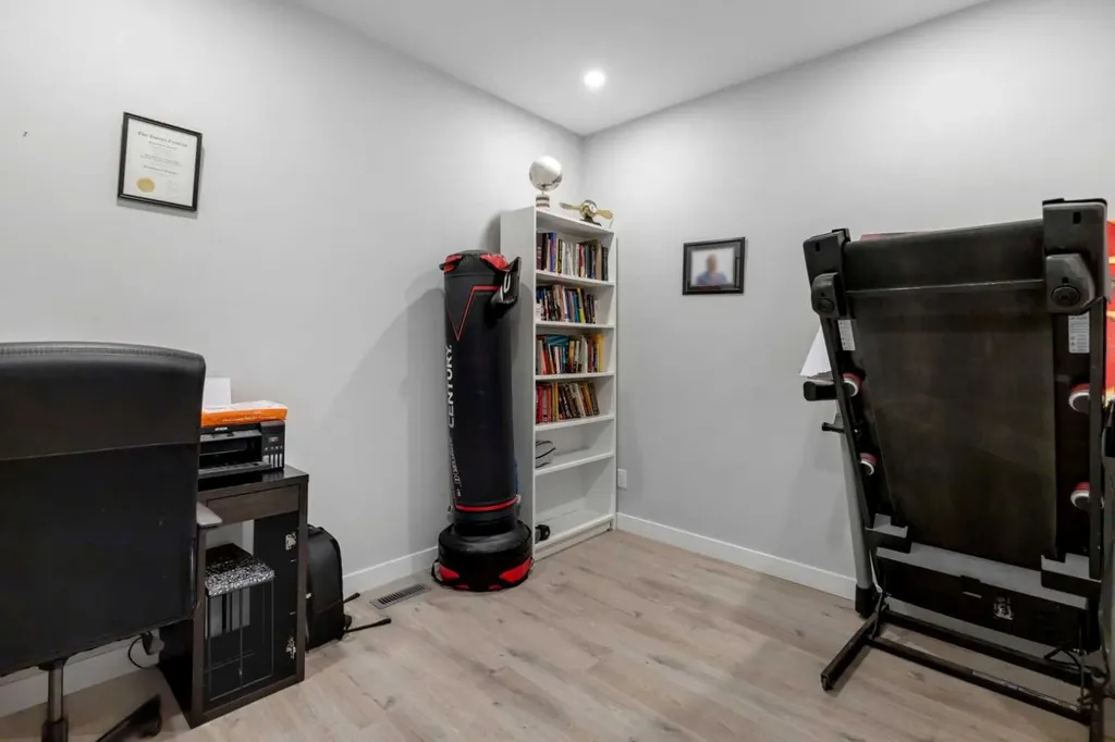 14 Carrington Road NW Calgary AB T3P 1L8