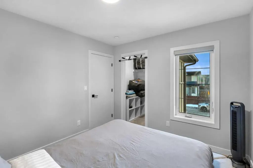 14 Carrington Road NW Calgary AB T3P 1L8