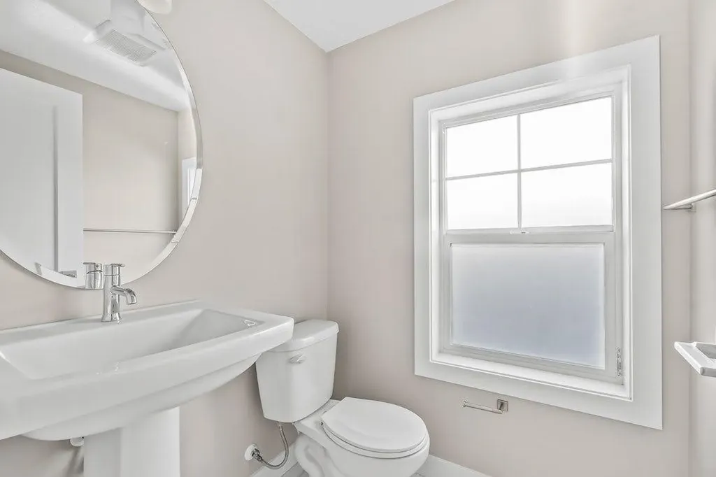 4 Evanscrest Gardens NW Calgary AB T3P 0S1