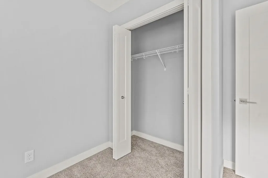 4 Evanscrest Gardens NW Calgary AB T3P 0S1