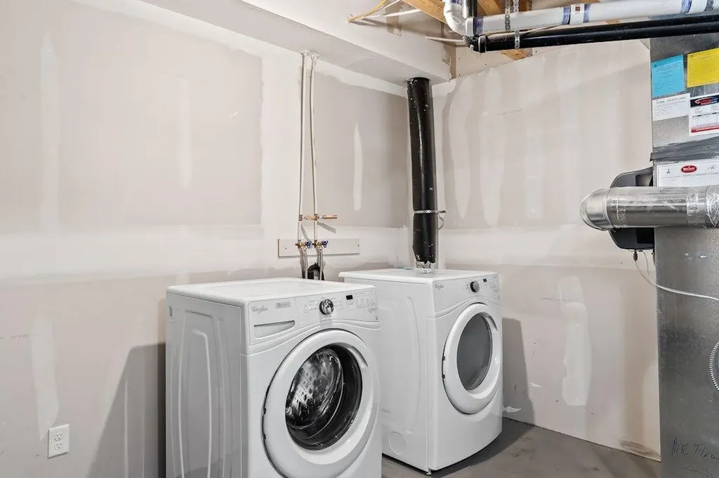 4 Evanscrest Gardens NW Calgary AB T3P 0S1