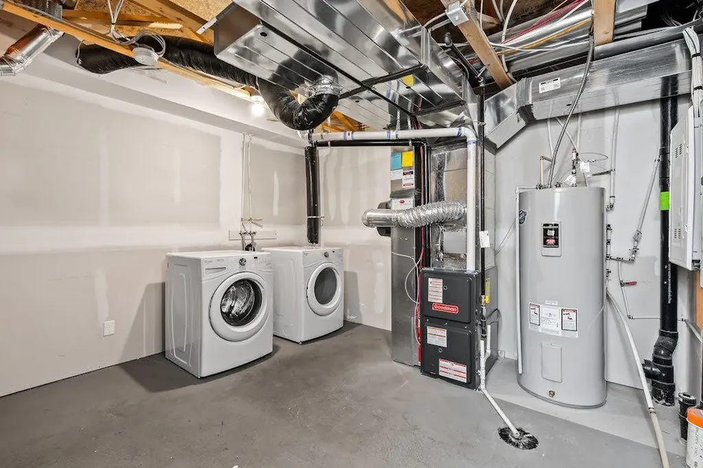 4 Evanscrest Gardens NW Calgary AB T3P 0S1