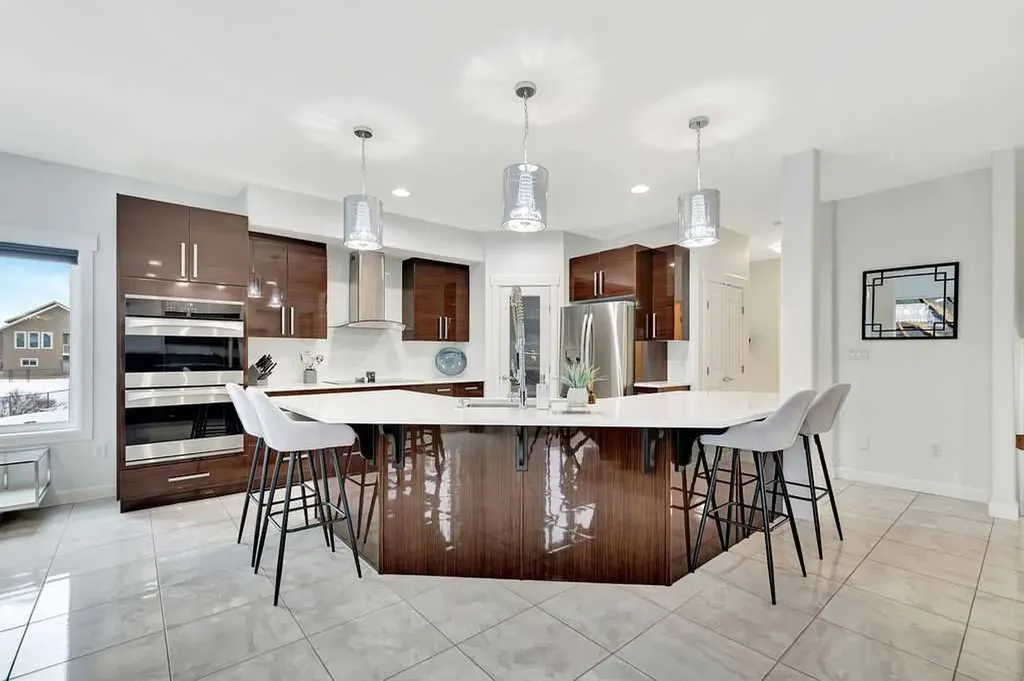 1703 56 Avenue Lloydminster AB T9V 3L5