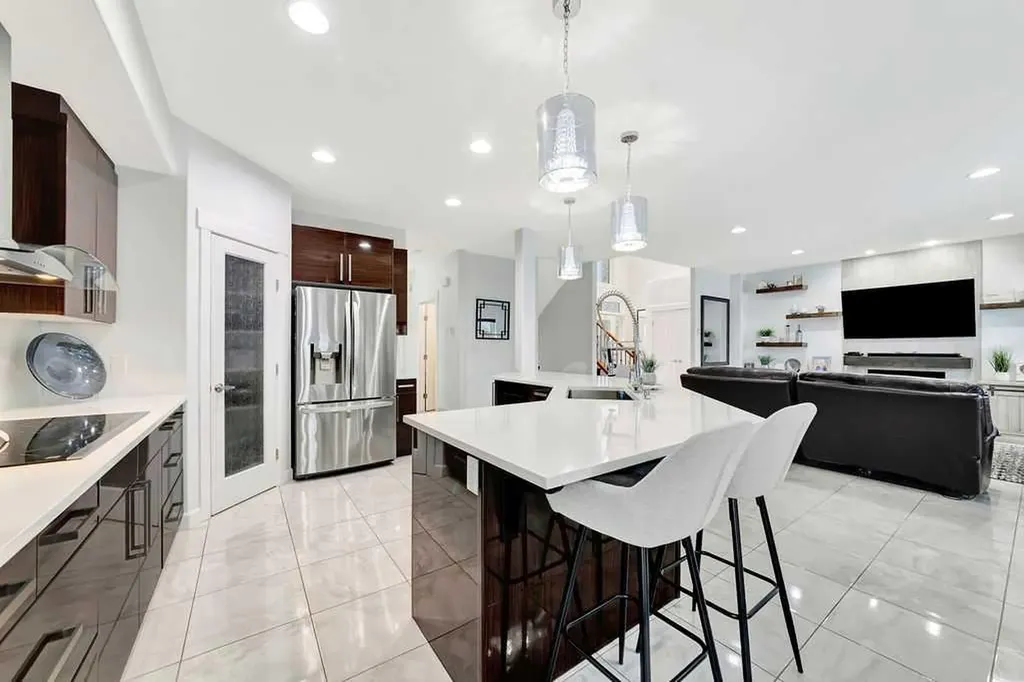 1703 56 Avenue Lloydminster AB T9V 3L5