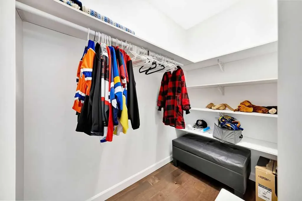 1703 56 Avenue Lloydminster AB T9V 3L5