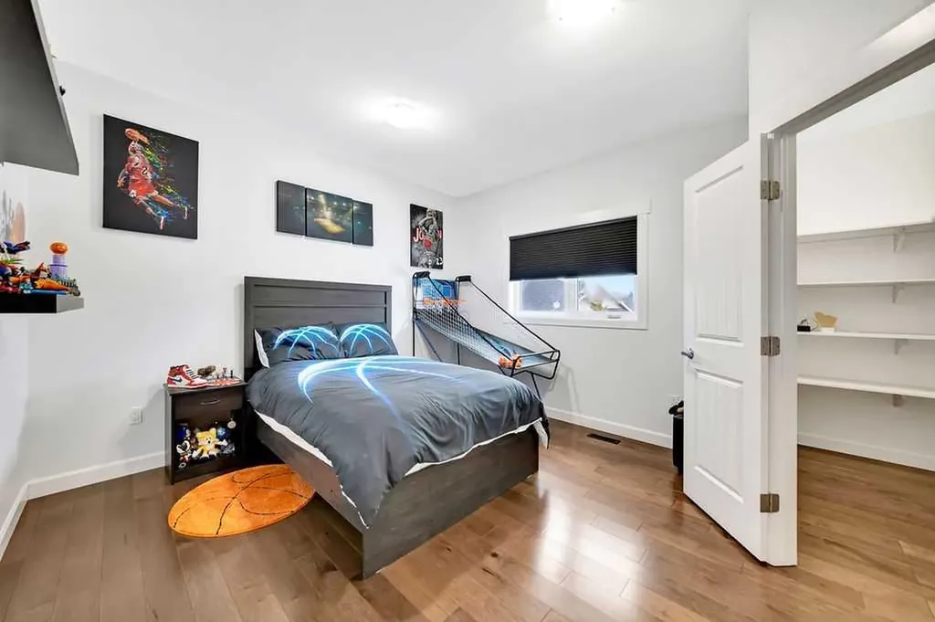 1703 56 Avenue Lloydminster AB T9V 3L5