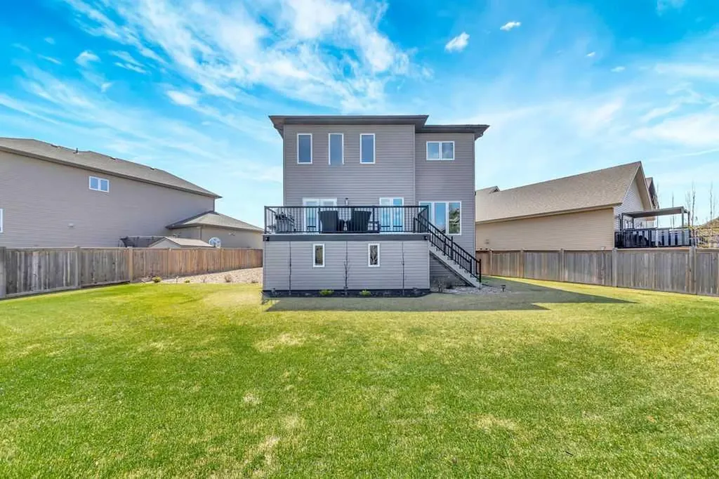 1703 56 Avenue Lloydminster AB T9V 3L5
