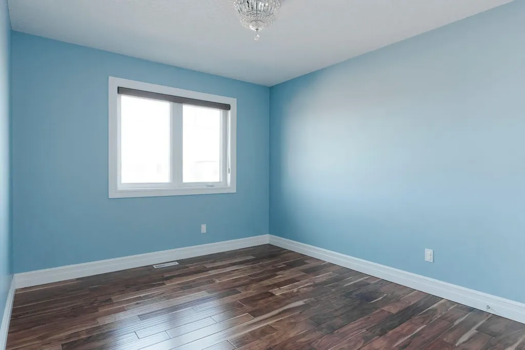 221 Warren Way Fort Mcmurray AB T9H 5H9