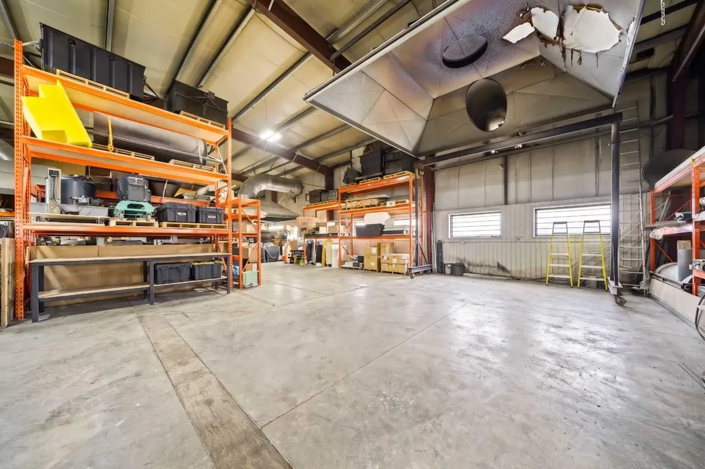 1020 Laut Avenue Crossfield AB T0M 0S0