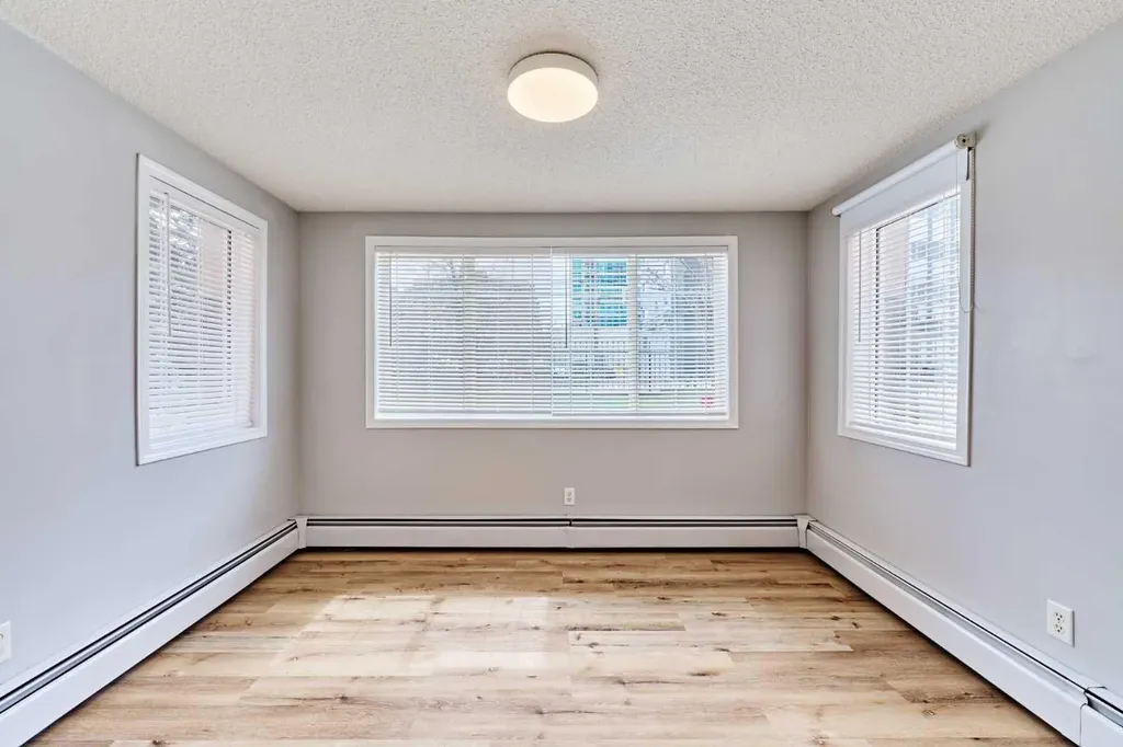 126 14 Avenue SW Calgary AB T2R0L9