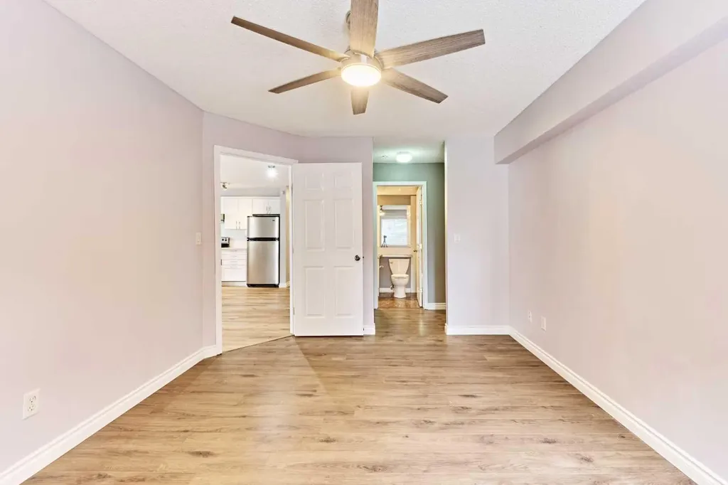 126 14 Avenue SW Calgary AB T2R0L9