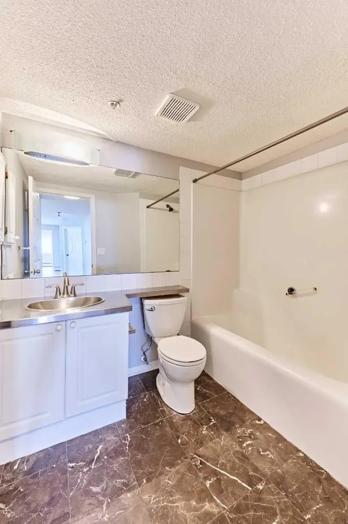 126 14 Avenue SW Calgary AB T2R0L9