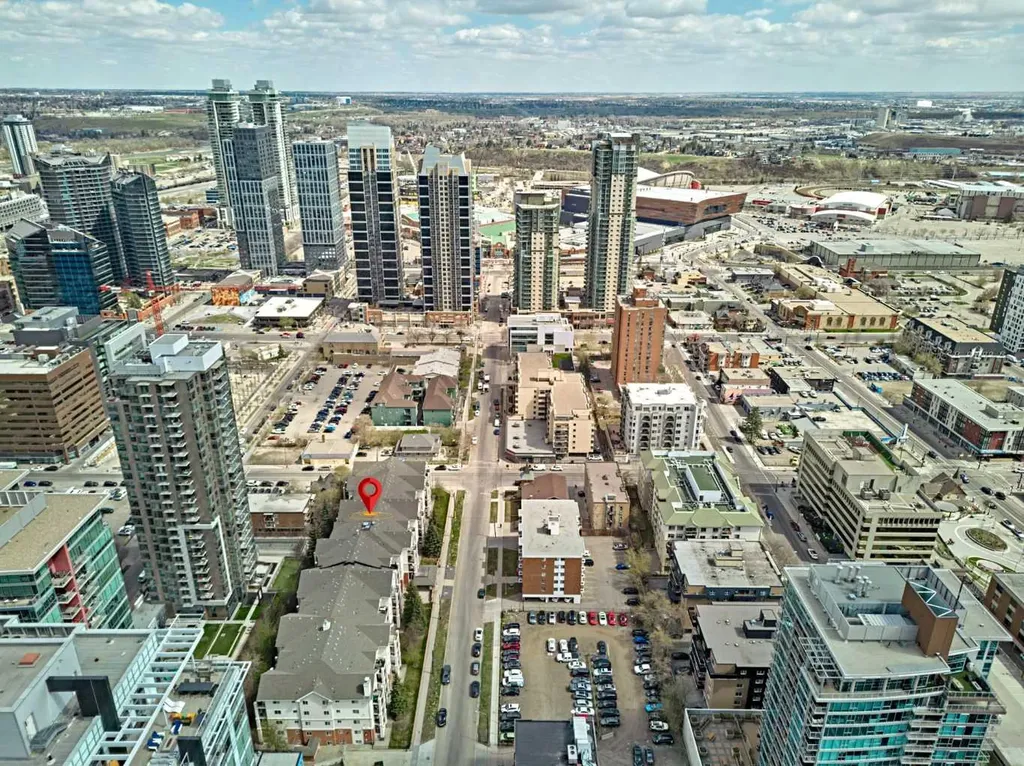 126 14 Avenue SW Calgary AB T2R0L9