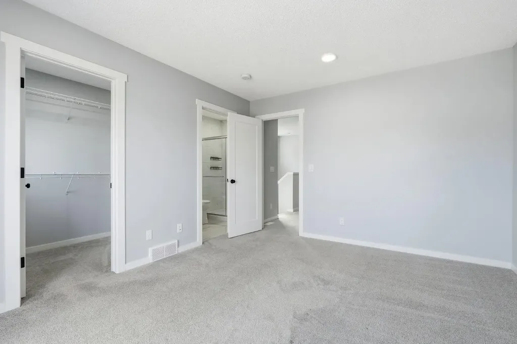 141 Belmont Drive SW Calgary AB T2X4Z7