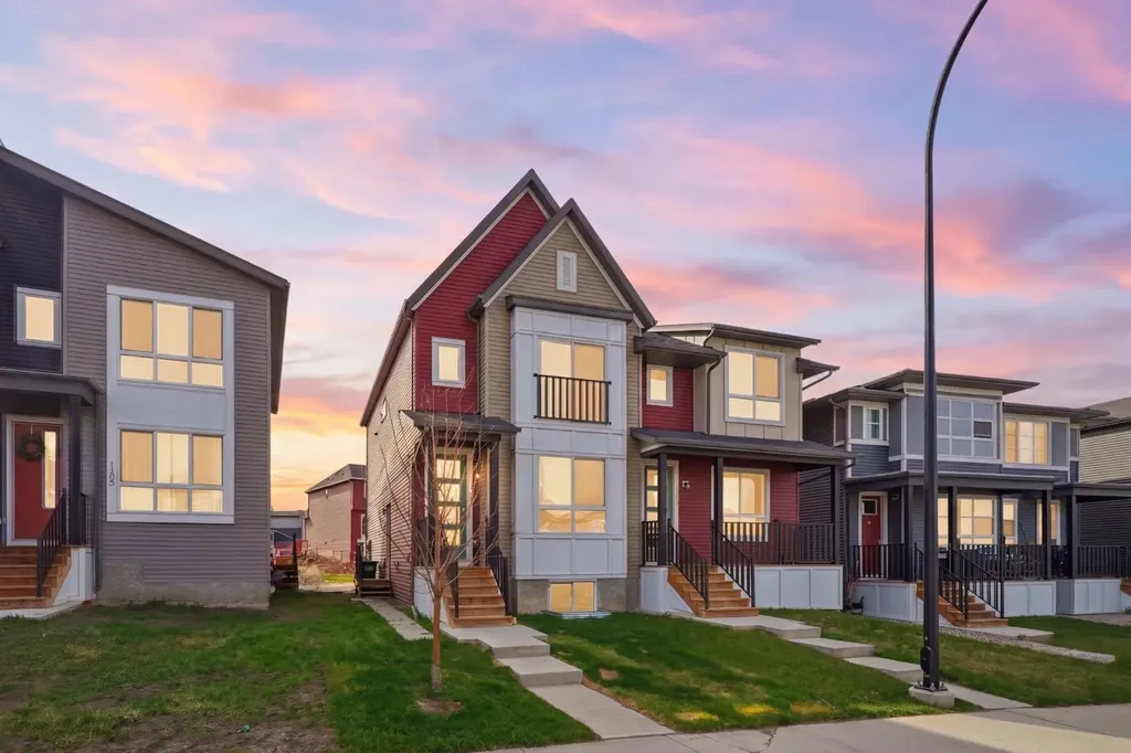 141 Belmont Drive SW Calgary AB T2X4Z7