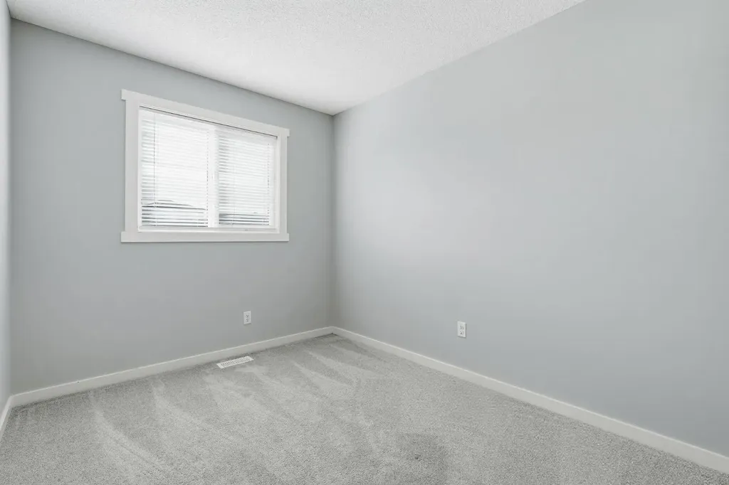 141 Belmont Drive SW Calgary AB T2X4Z7
