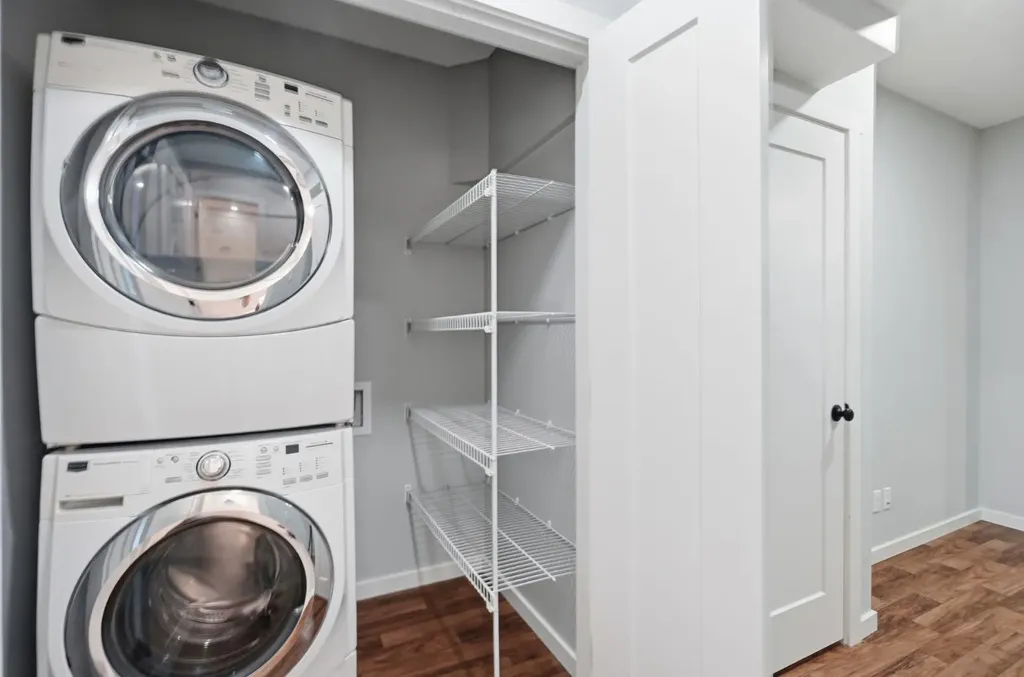 141 Belmont Drive SW Calgary AB T2X4Z7