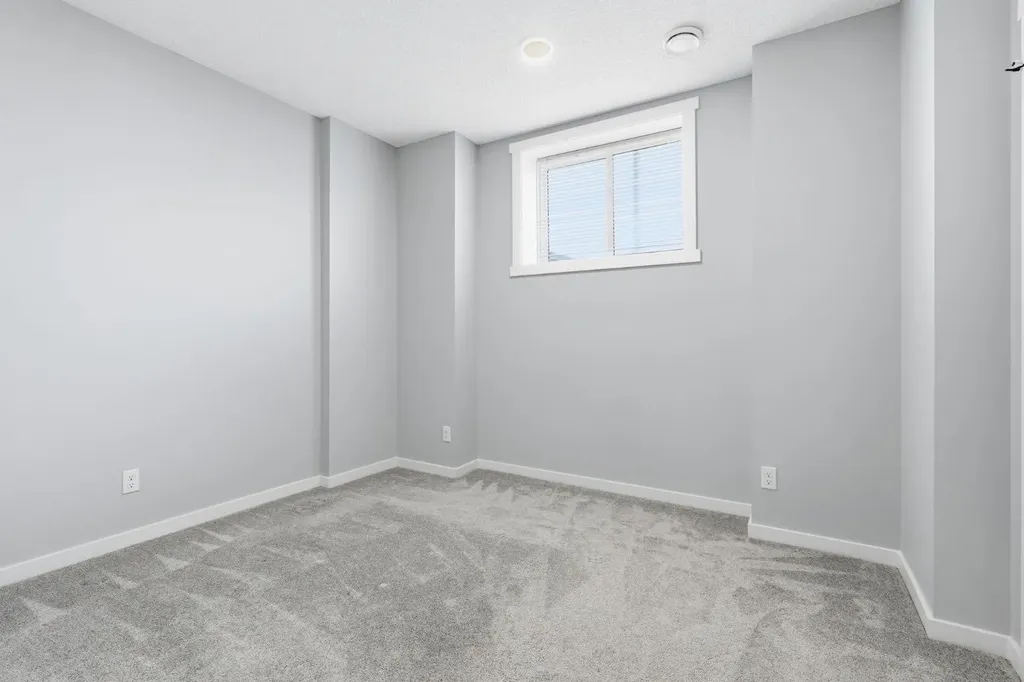 141 Belmont Drive SW Calgary AB T2X4Z7