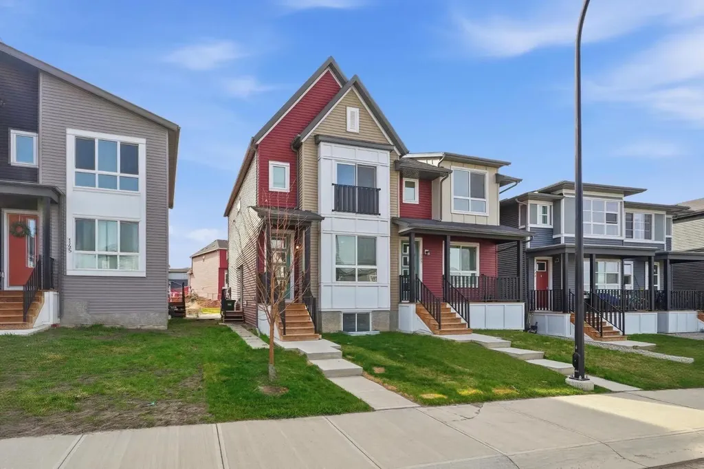 141 Belmont Drive SW Calgary AB T2X4Z7