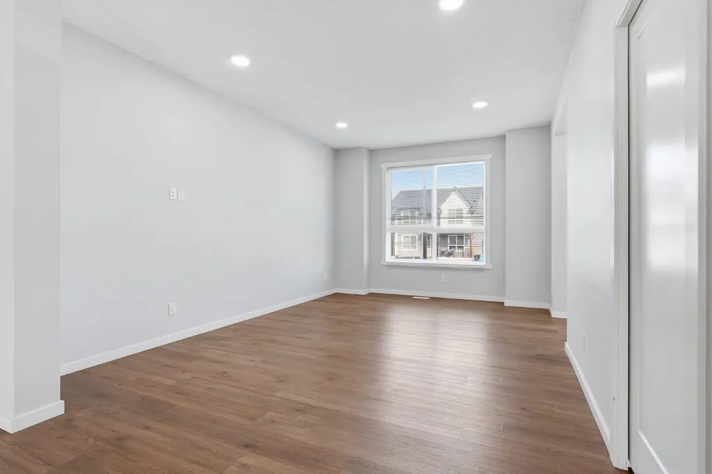 141 Belmont Drive SW Calgary AB T2X4Z7
