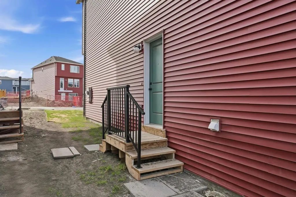 141 Belmont Drive SW Calgary AB T2X4Z7