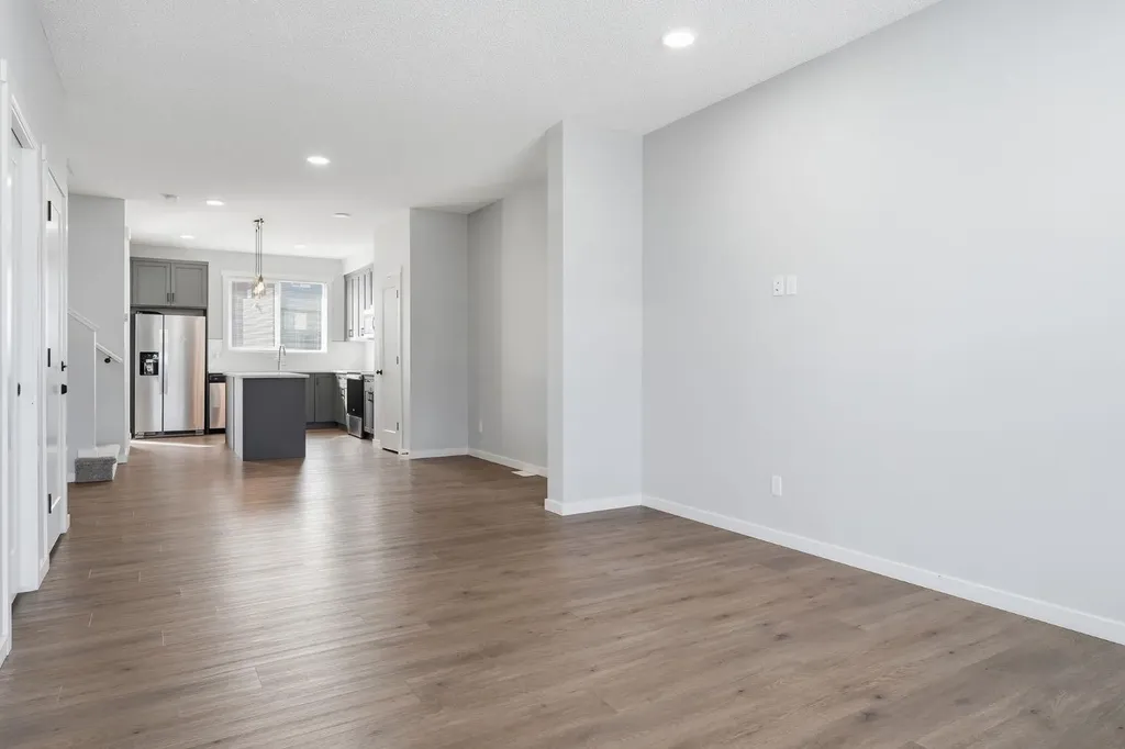 141 Belmont Drive SW Calgary AB T2X4Z7