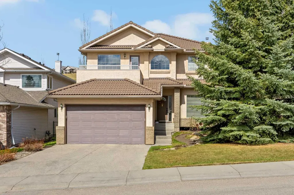 30 Gleneagles View Cochrane AB T0L 0W2