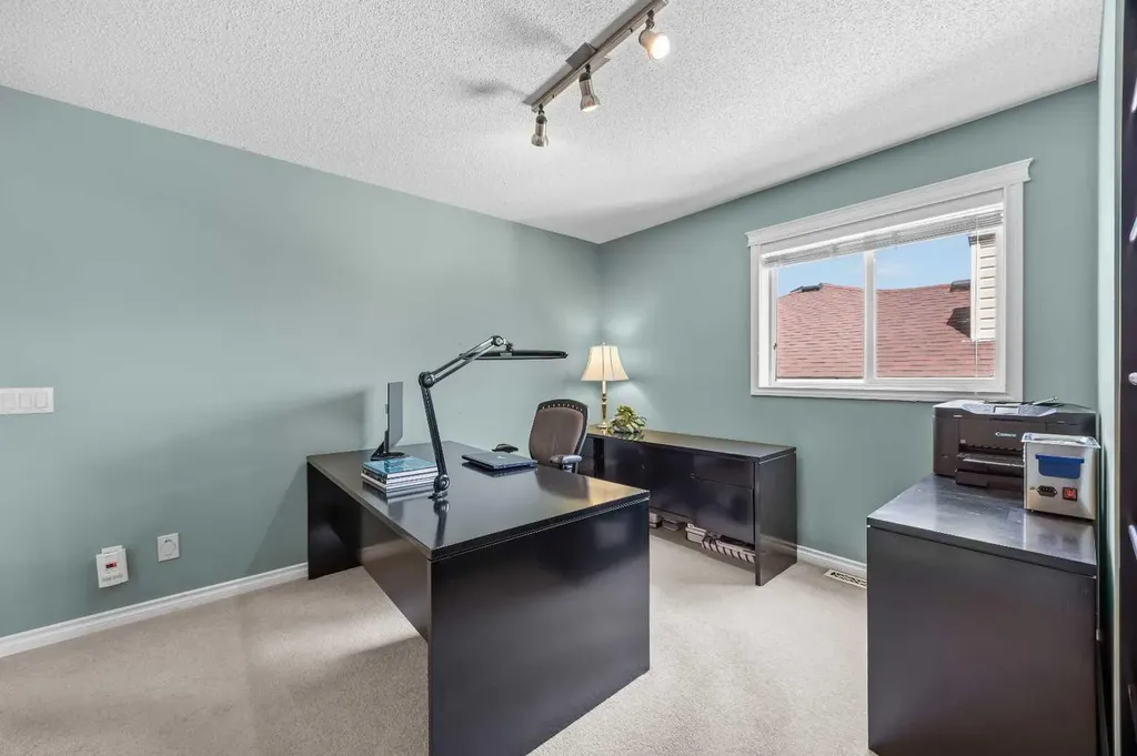 11178 Hidden Valley Drive NW Calgary AB T3A 6C7